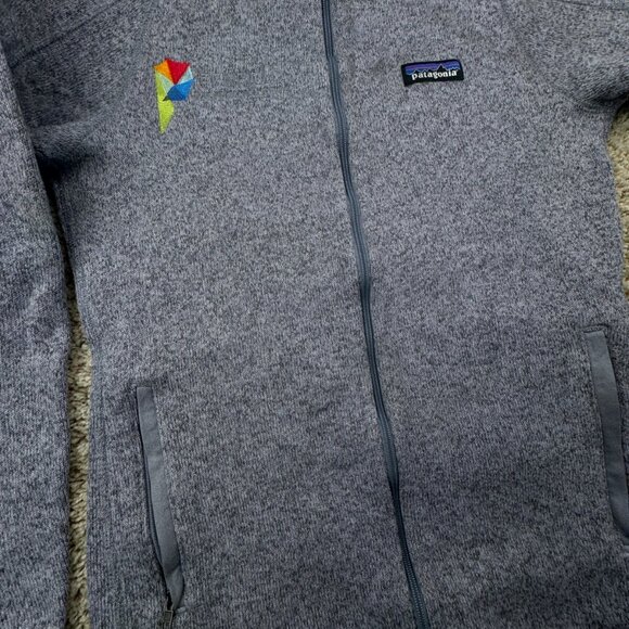 Patagonia Women’s Purple Small Jacket Hooded Full Zip Penfield Outdoors W Logo - Picture 15 of 16